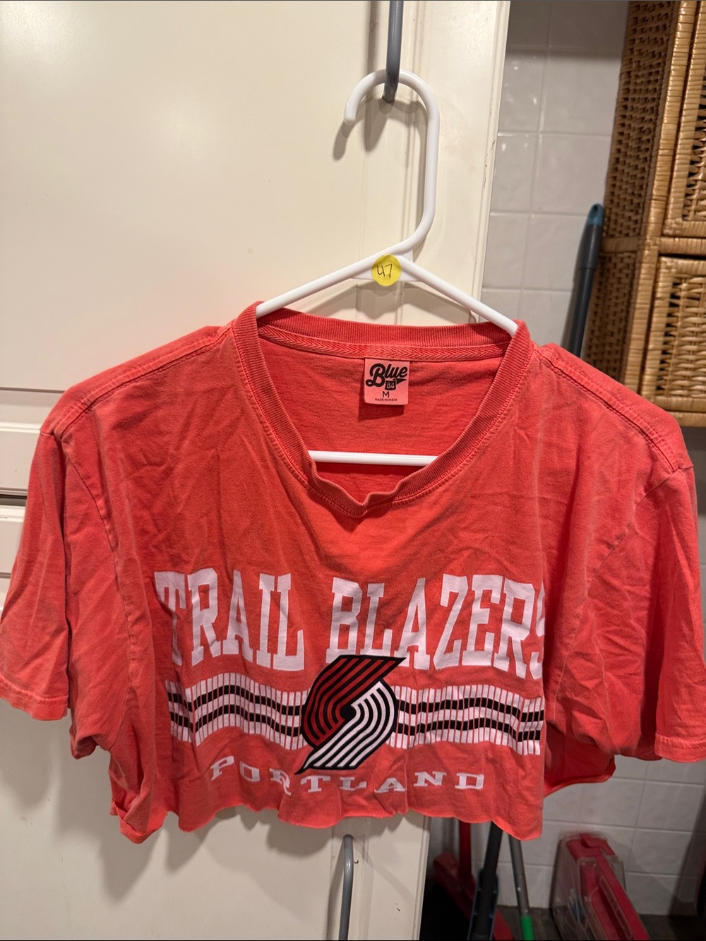 Blue 84 Portland Trail Blazers orange Crop T-Shirt size medium 6:24🎶